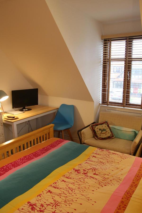 The Enclave Bed & Breakfast Уърдинг Екстериор снимка