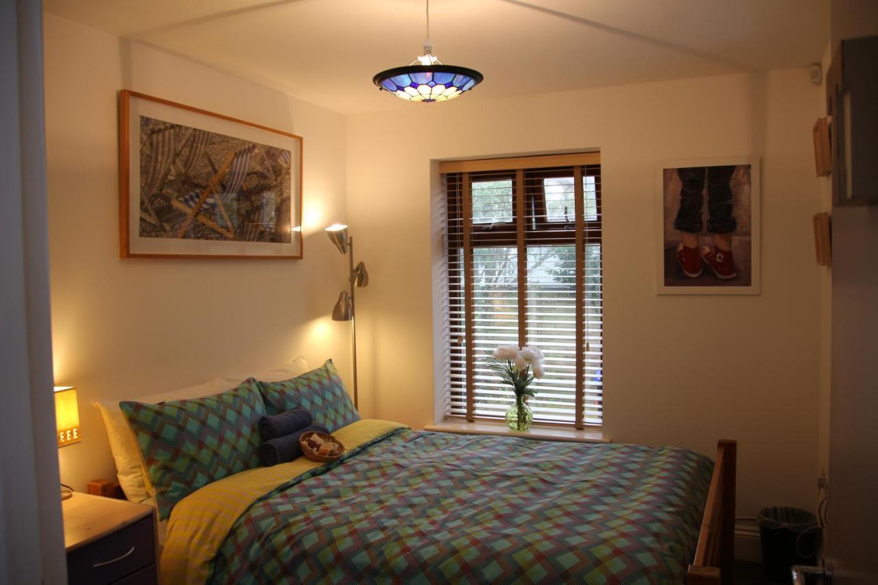 The Enclave Bed & Breakfast Уърдинг Екстериор снимка