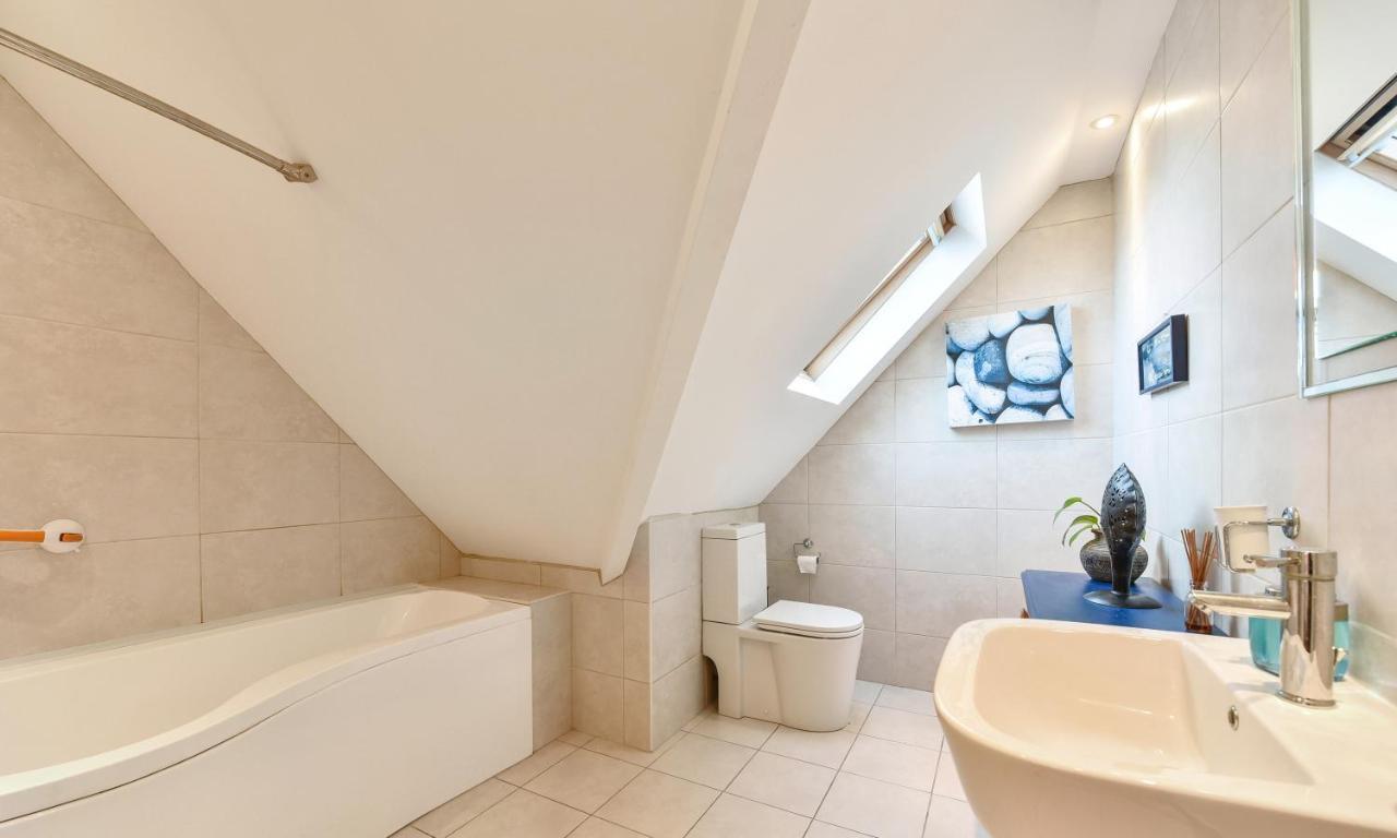 The Enclave Bed & Breakfast Уърдинг Екстериор снимка